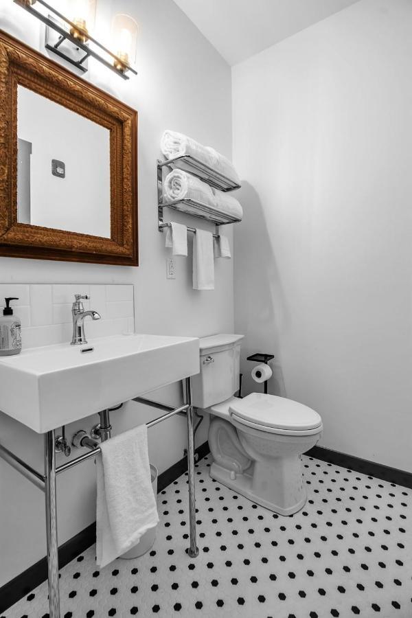 Webber Hotel Lyndonville Eksteriør bilde
